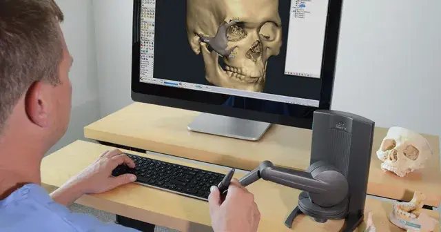 3DSystems-Haptics-Medical_TouchX_Med.jpg
